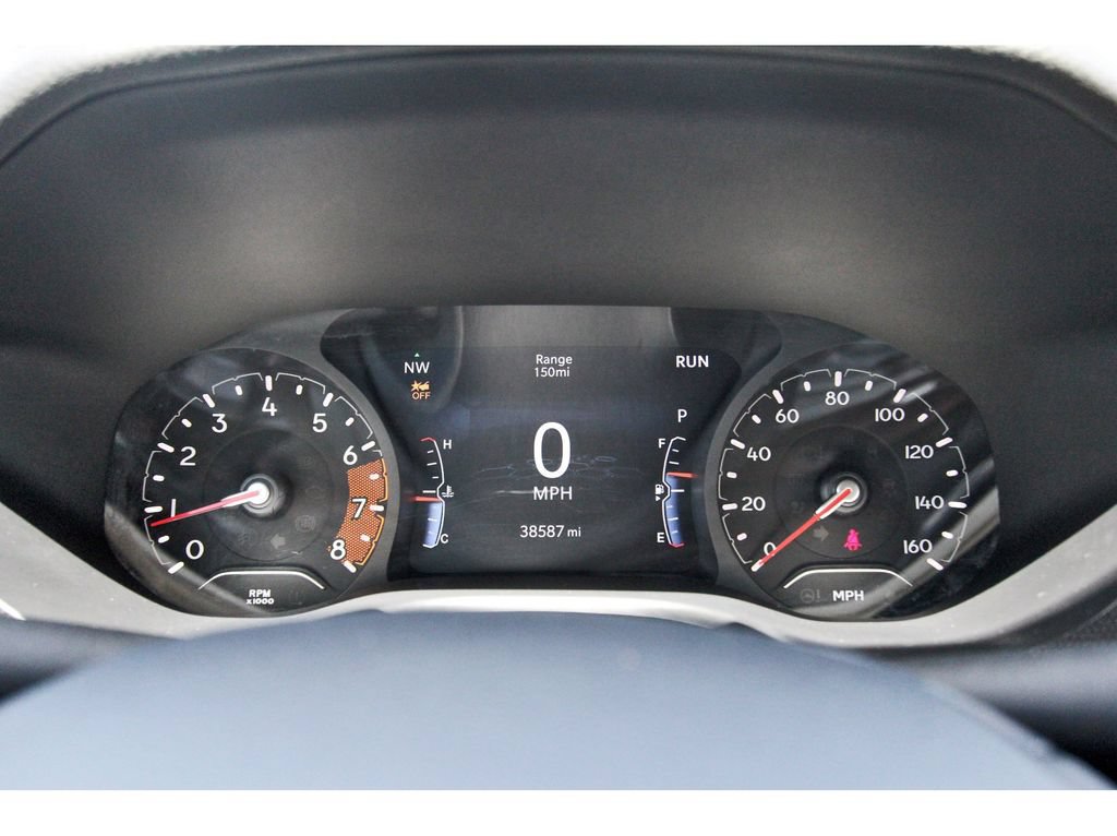 Used 2023 Jeep Compass Latitude AWD/4WD image 17
