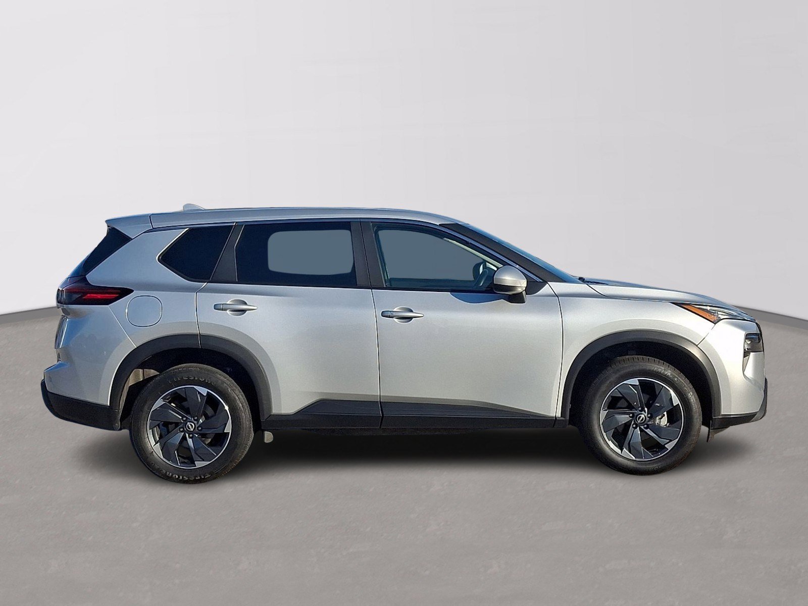 Used 2024 Nissan Rogue SV AWD/4WD image 7