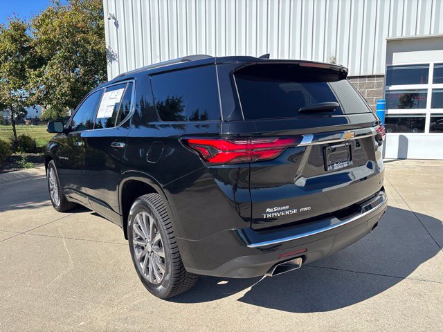 Used 2023 Chevrolet Traverse Premier AWD/4WD image 10