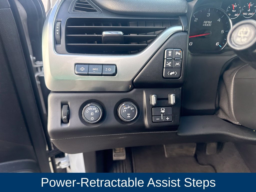 Used 2020 Chevrolet Tahoe Premier w/ Premier Plus Edition AWD/4WD image 12