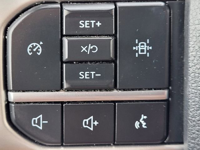 Certified 2024 Ford Expedition XLT image 18