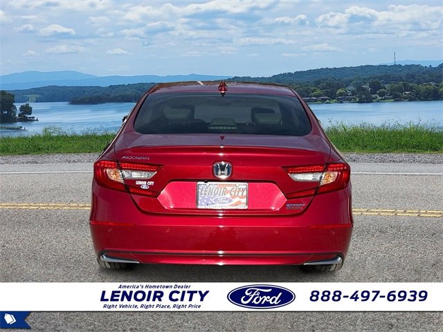 Used 2022 Honda Accord Touring image 6