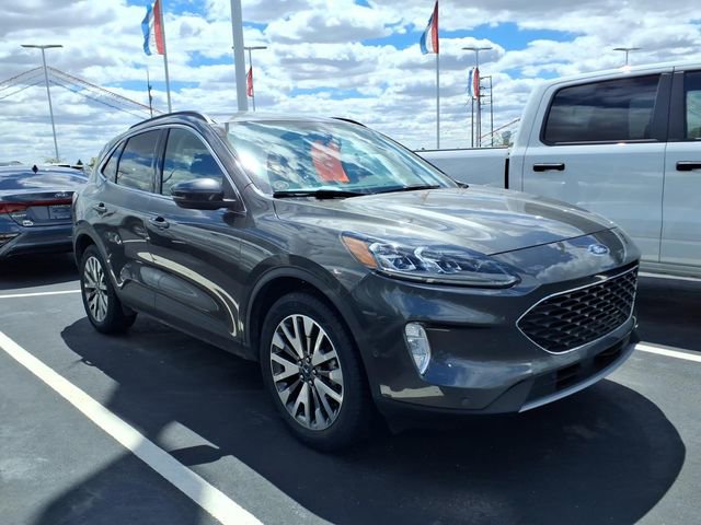 Certified 2020 Ford Escape Titanium AWD/4WD image 8