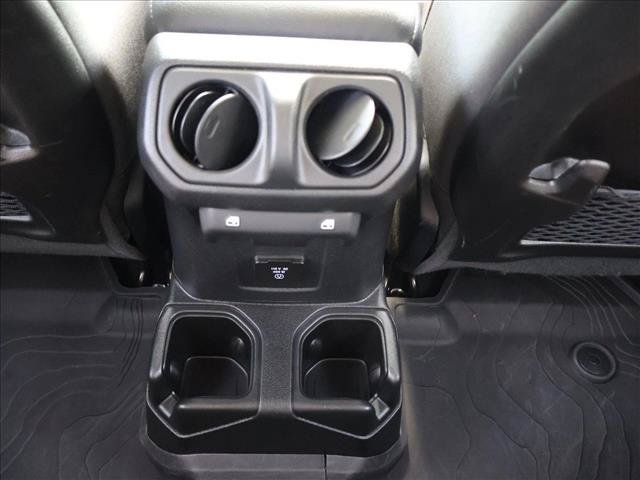 Used 2025 Jeep Gladiator Mojave w/ Steel Bumper Group AWD/4WD image 22