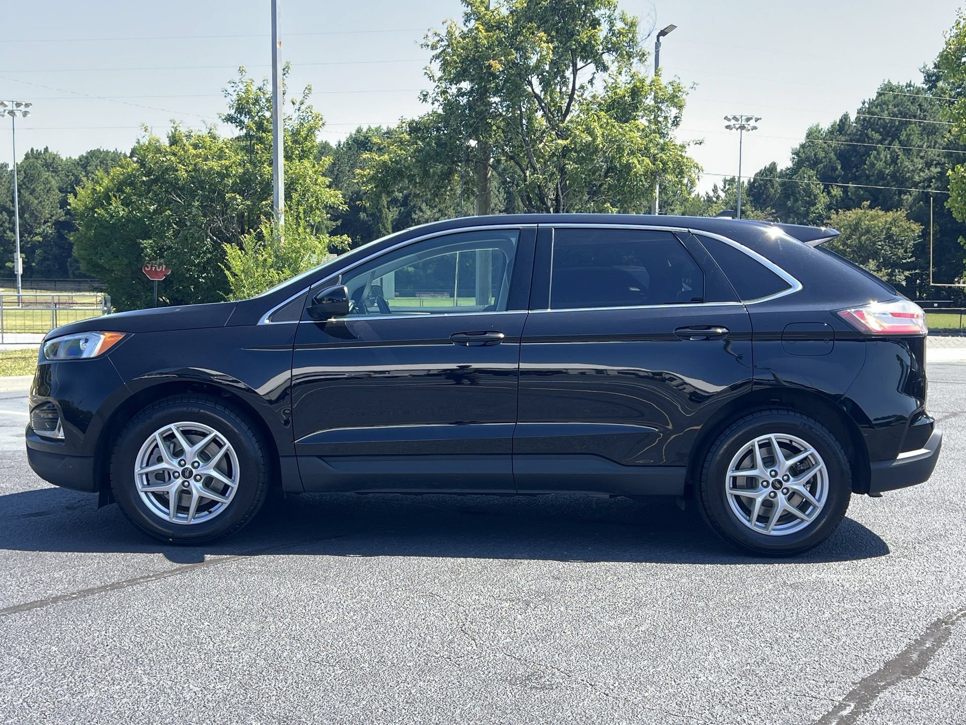 Certified 2024 Ford Edge SEL w/ Convenience Package AWD/4WD image 23