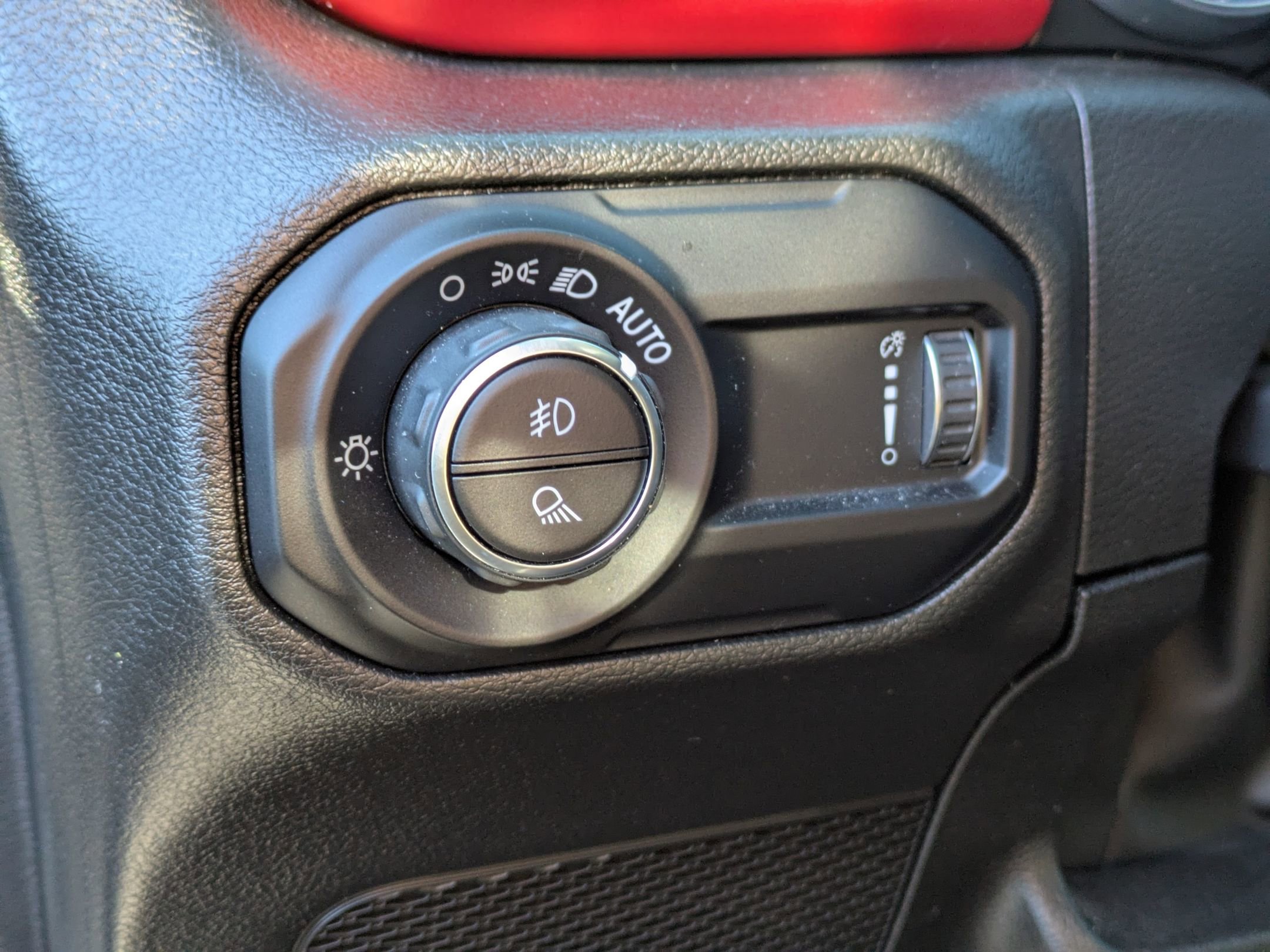 Used 2023 Jeep Gladiator Rubicon w/ Trailer Tow Package image 12