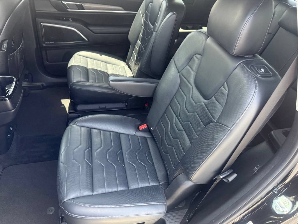 Used 2021 Kia Telluride SX w/ SX Prestige Package AWD/4WD image 35