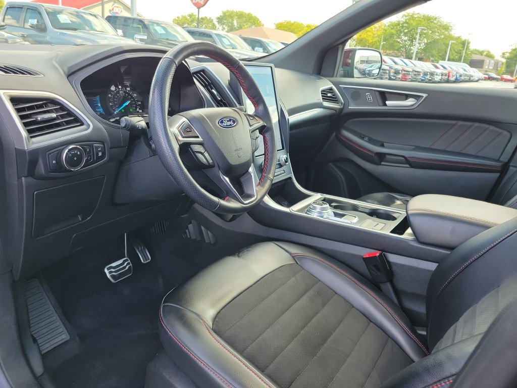 Certified 2024 Ford Edge ST-Line AWD/4WD image 23