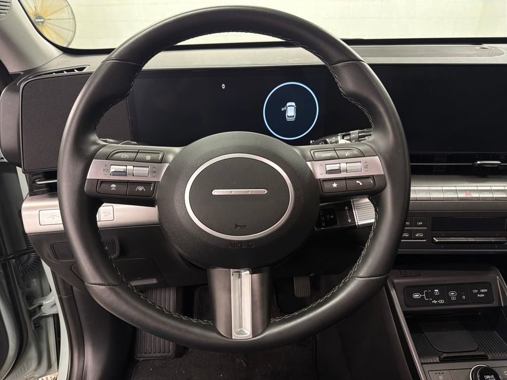 Used 2025 Hyundai Kona SEL image 18