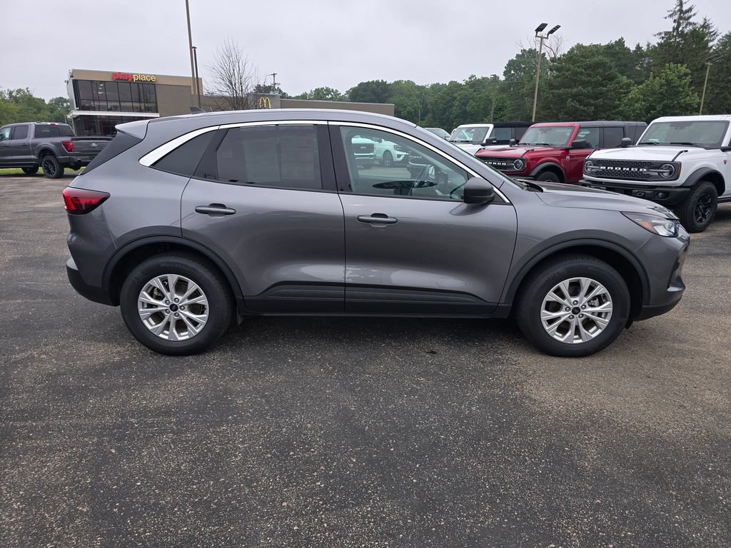 Certified 2024 Ford Escape Active w/ Tech Pack #1 AWD/4WD image 6