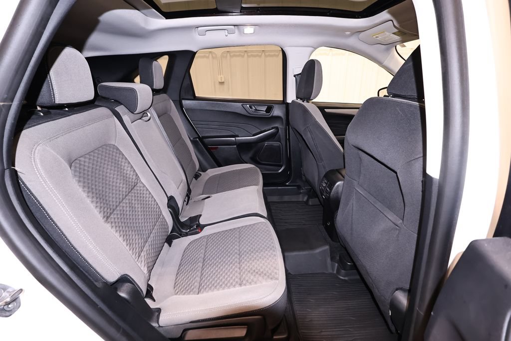 Certified 2022 Ford Escape SE w/ SE Sport Appearance Package AWD/4WD image 18