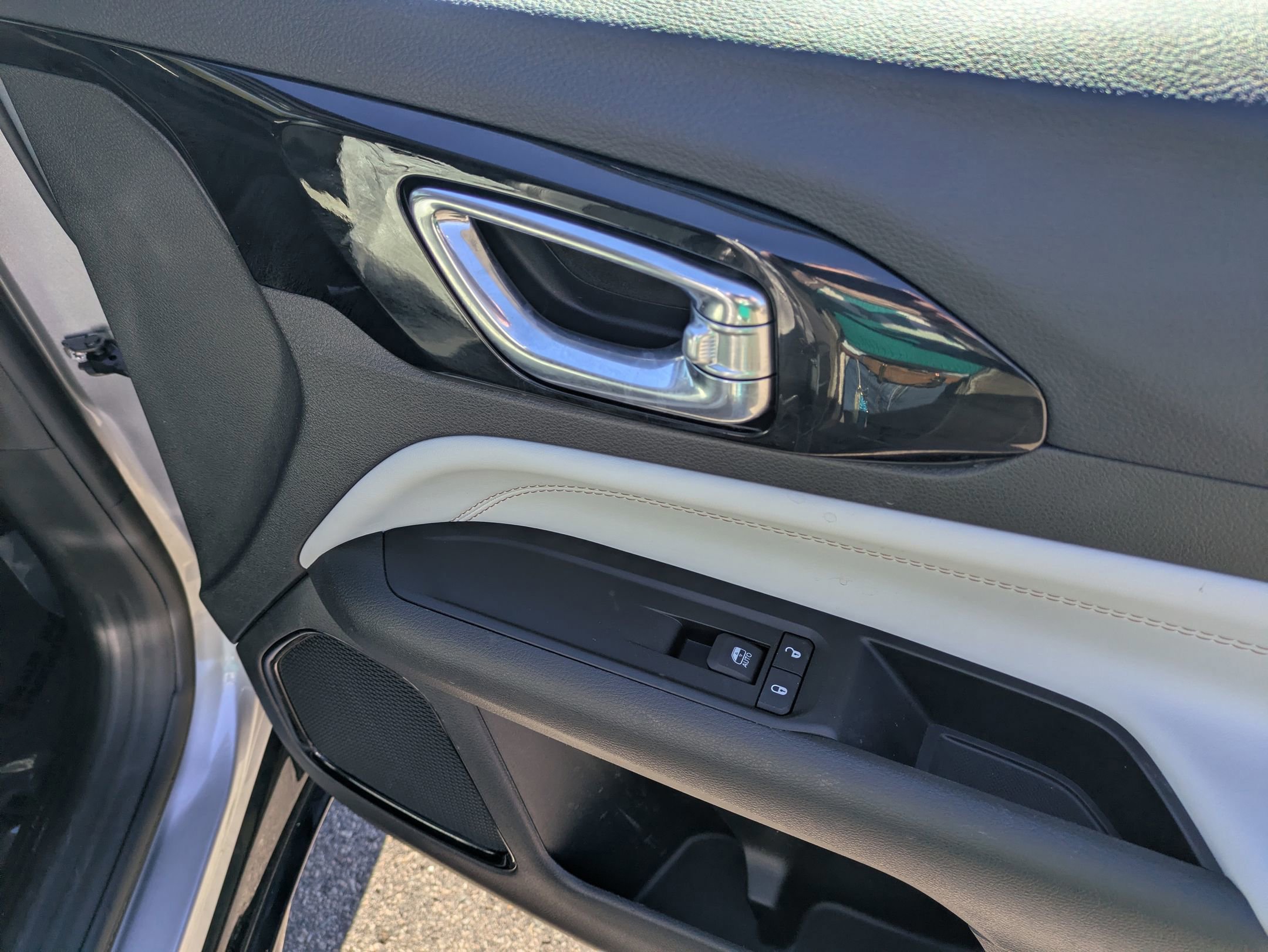 Used 2022 Jeep Compass Limited w/ Elite Group image 36