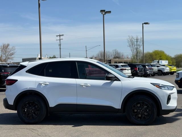 Certified 2025 Ford Escape Active w/ Cold Weather Package AWD/4WD image 31