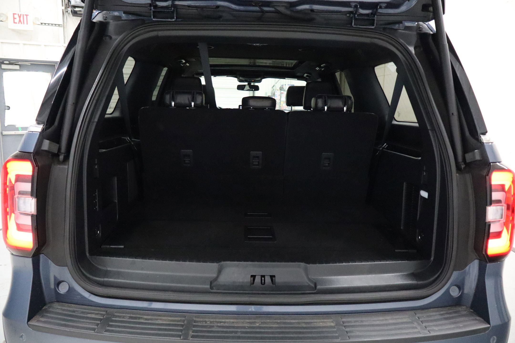 Certified 2022 Ford Expedition Max Platinum AWD/4WD image 27