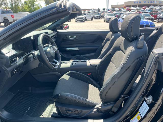 Certified 2026 Ford Mustang Convertible RWD image 17
