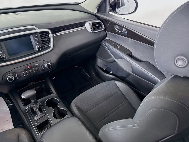 Used 2020 Kia Sorento LX image 21