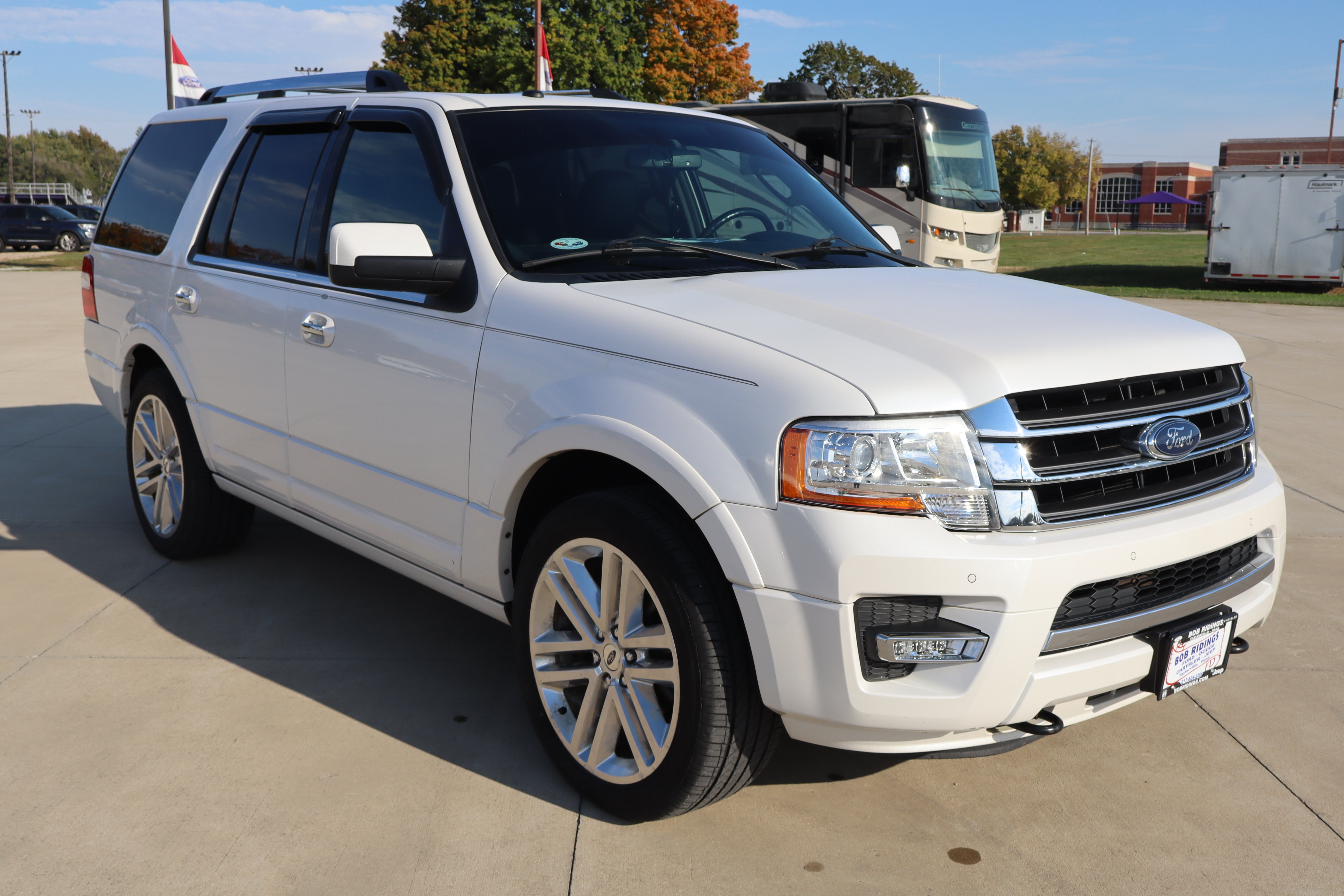 Certified 2017 Ford Expedition Limited w/ Equipment Group 301A AWD/4WD image 3