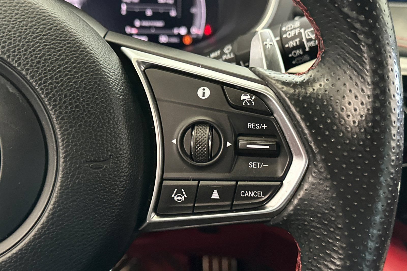 Used 2022 Acura MDX A-Spec AWD/4WD image 28
