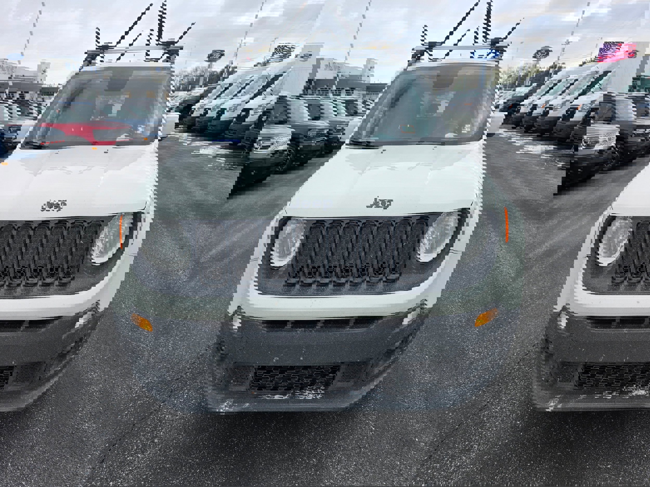 Used 2018 Jeep Renegade Altitude image 4