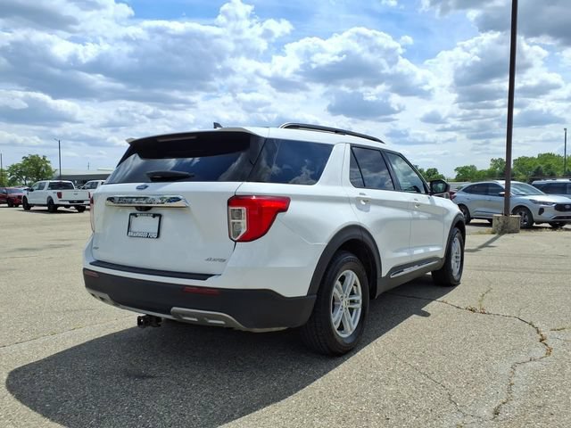 Certified 2021 Ford Explorer XLT w/ Equipment Group 202A AWD/4WD image 6