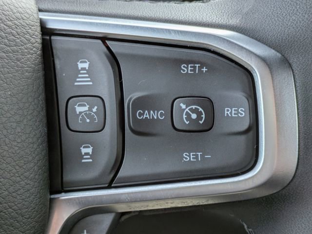 Used 2025 RAM 1500 Big Horn AWD/4WD image 25