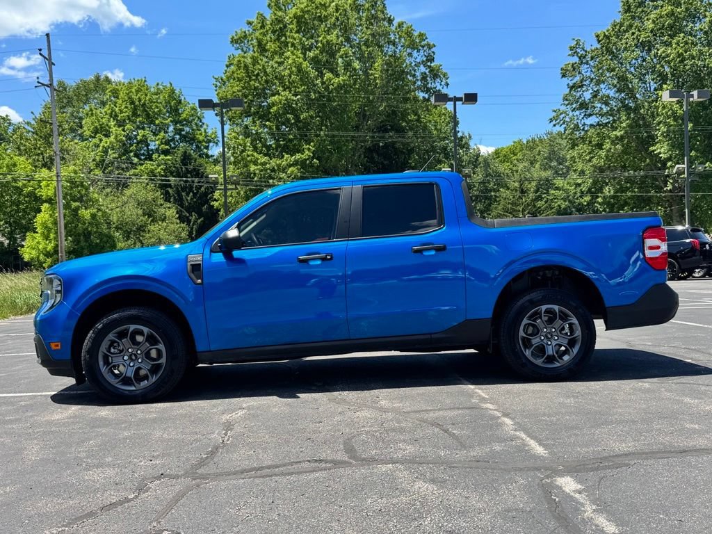 Certified 2025 Ford Maverick XLT FWD image 9
