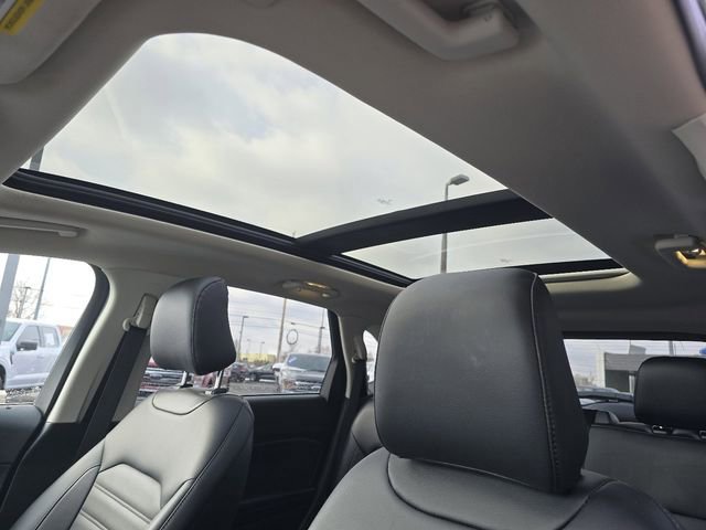 Certified 2022 Ford Edge SEL w/ Convenience Package image 7