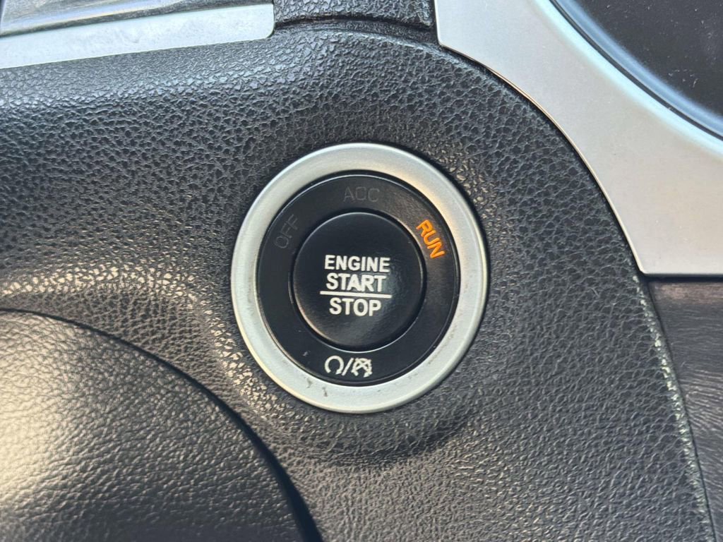 Used 2022 Chrysler 300 Touring L image 15