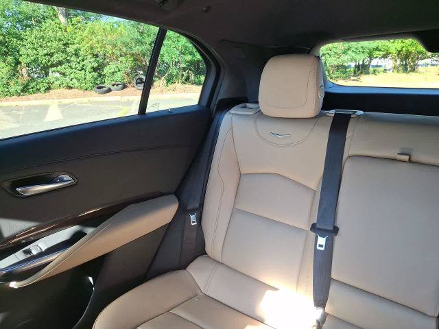 Used 2024 Cadillac XT4 Premium Luxury FWD image 12