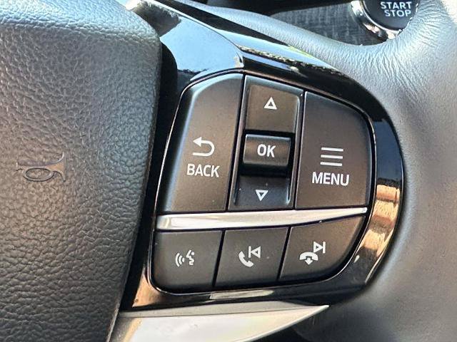Certified 2025 Ford Explorer Platinum w/ Ultimate Package AWD/4WD image 15