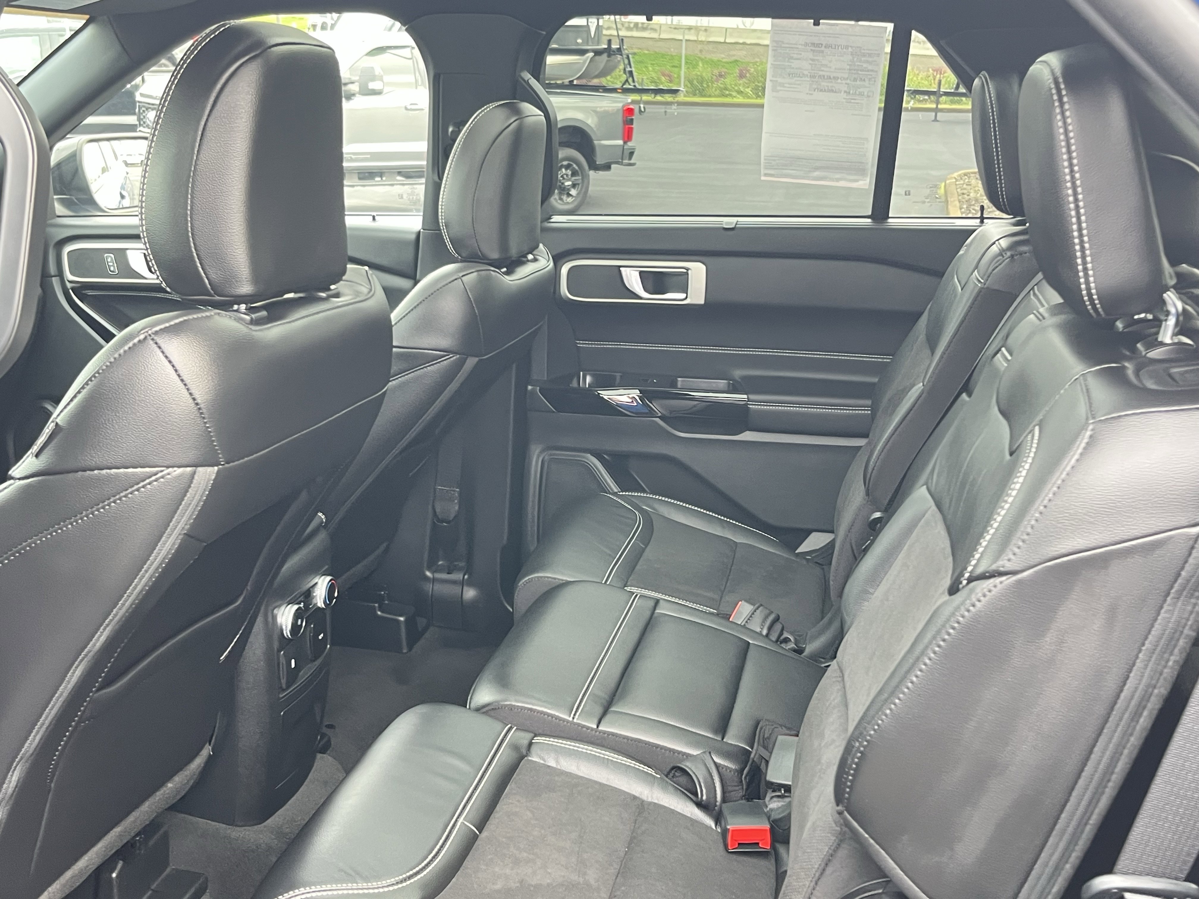 Certified 2022 Ford Explorer ST image 10