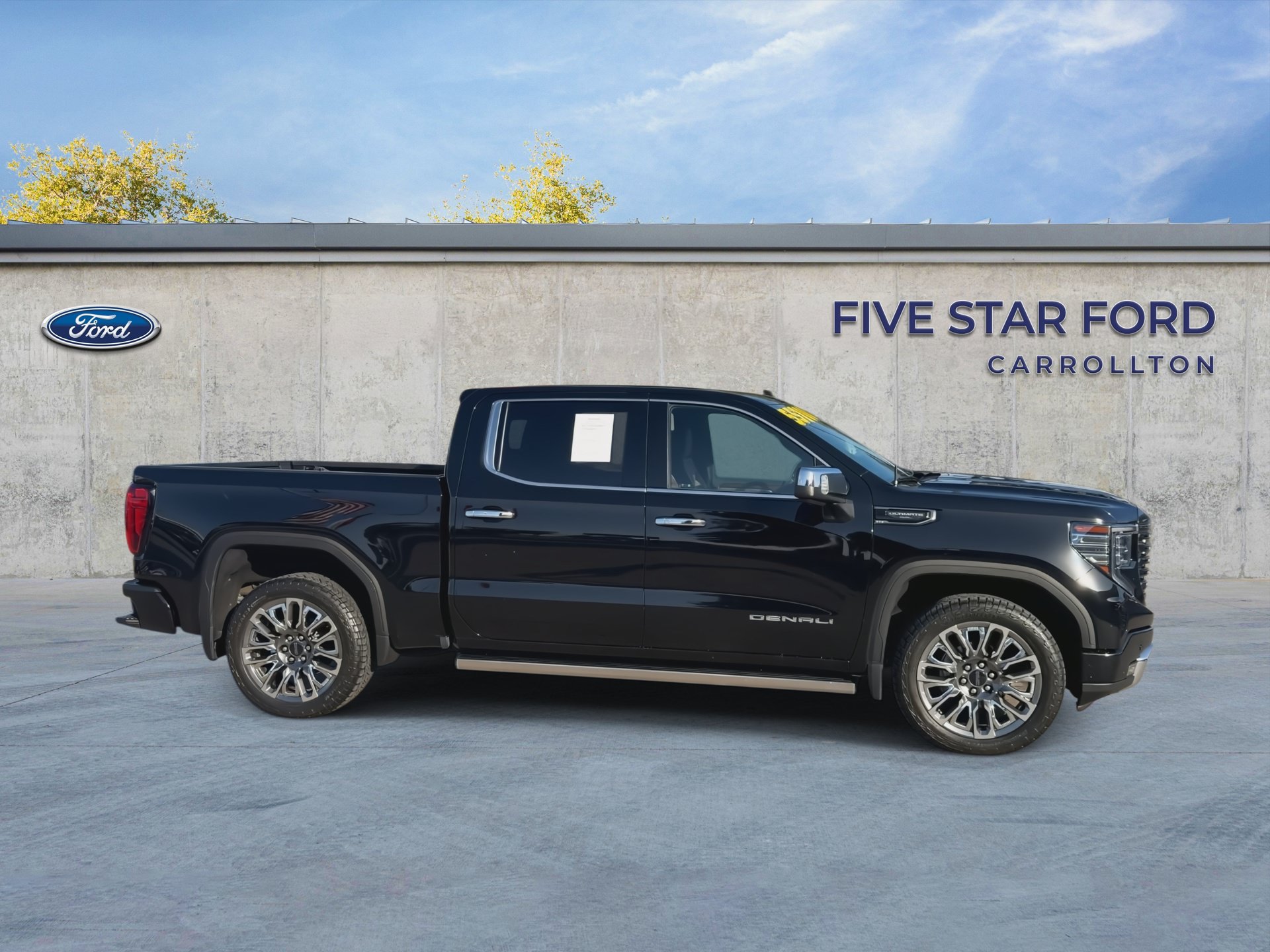 Used 2023 GMC Sierra 1500 Denali Ultimate AWD/4WD image 9