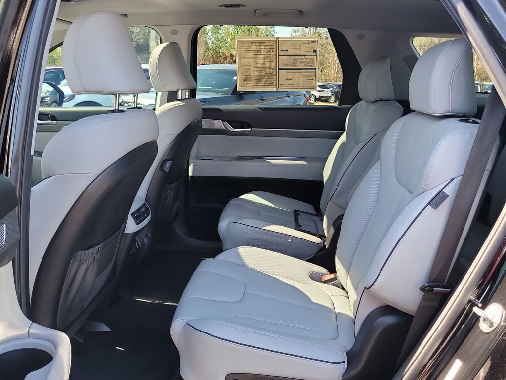 Used 2024 Hyundai Palisade SEL w/ Premium Package image 10