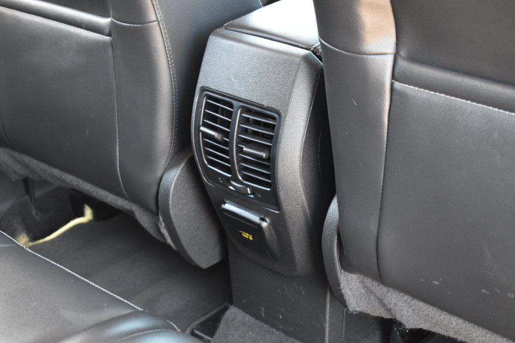 Certified 2018 Ford Escape Titanium FWD image 30
