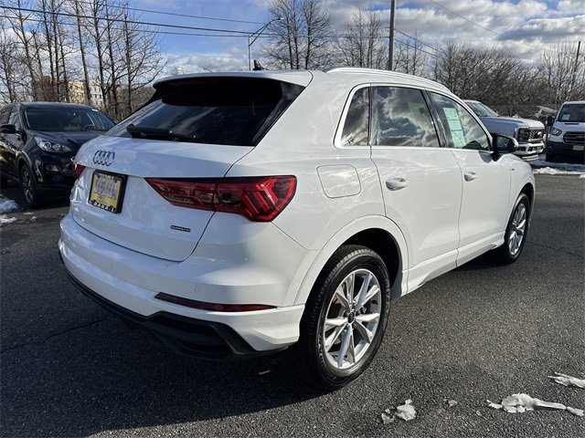 Used 2024 Audi Q3 2.0T Premium image 5