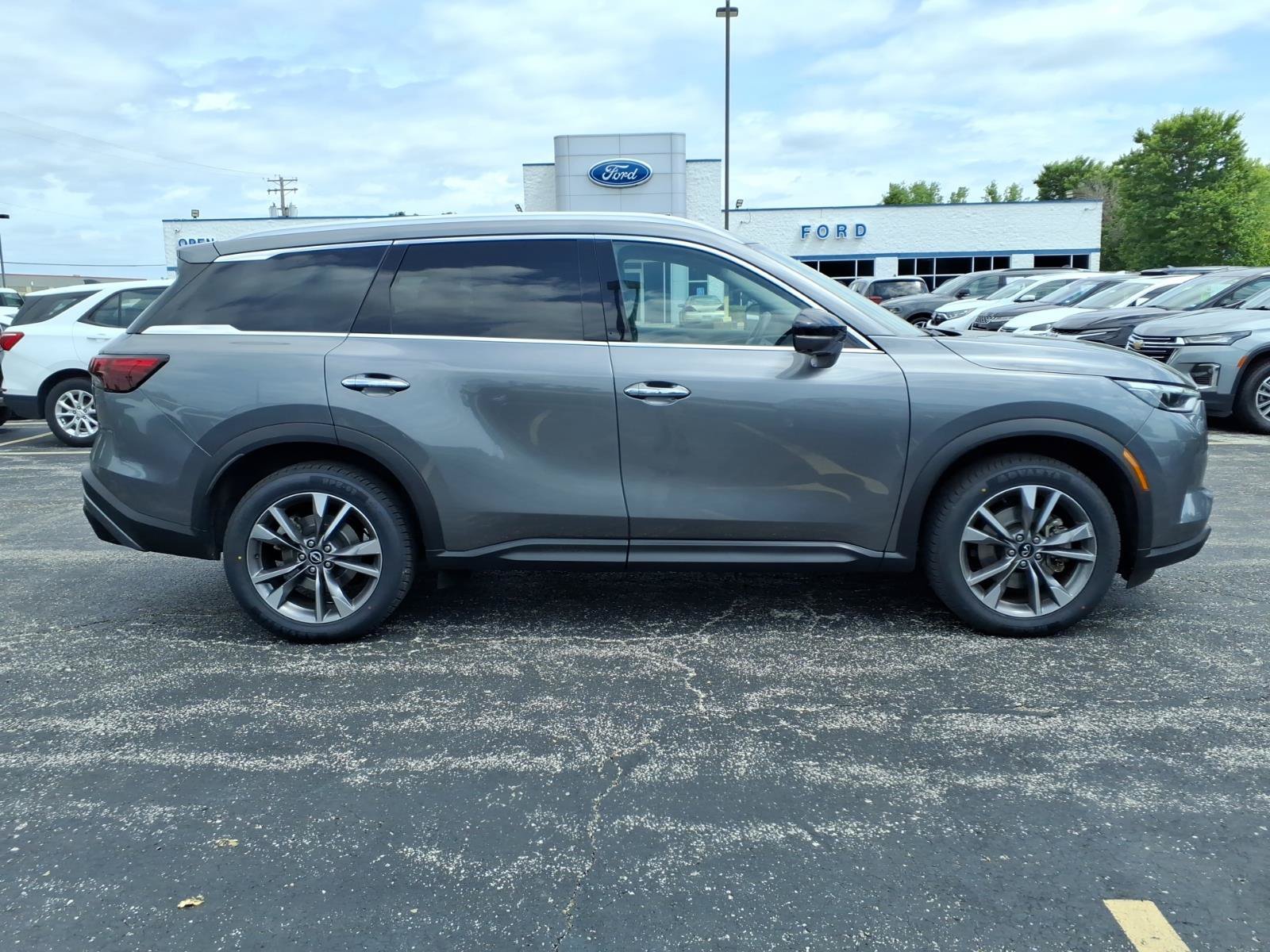 Used 2024 INFINITI QX60 Luxe FWD image 31