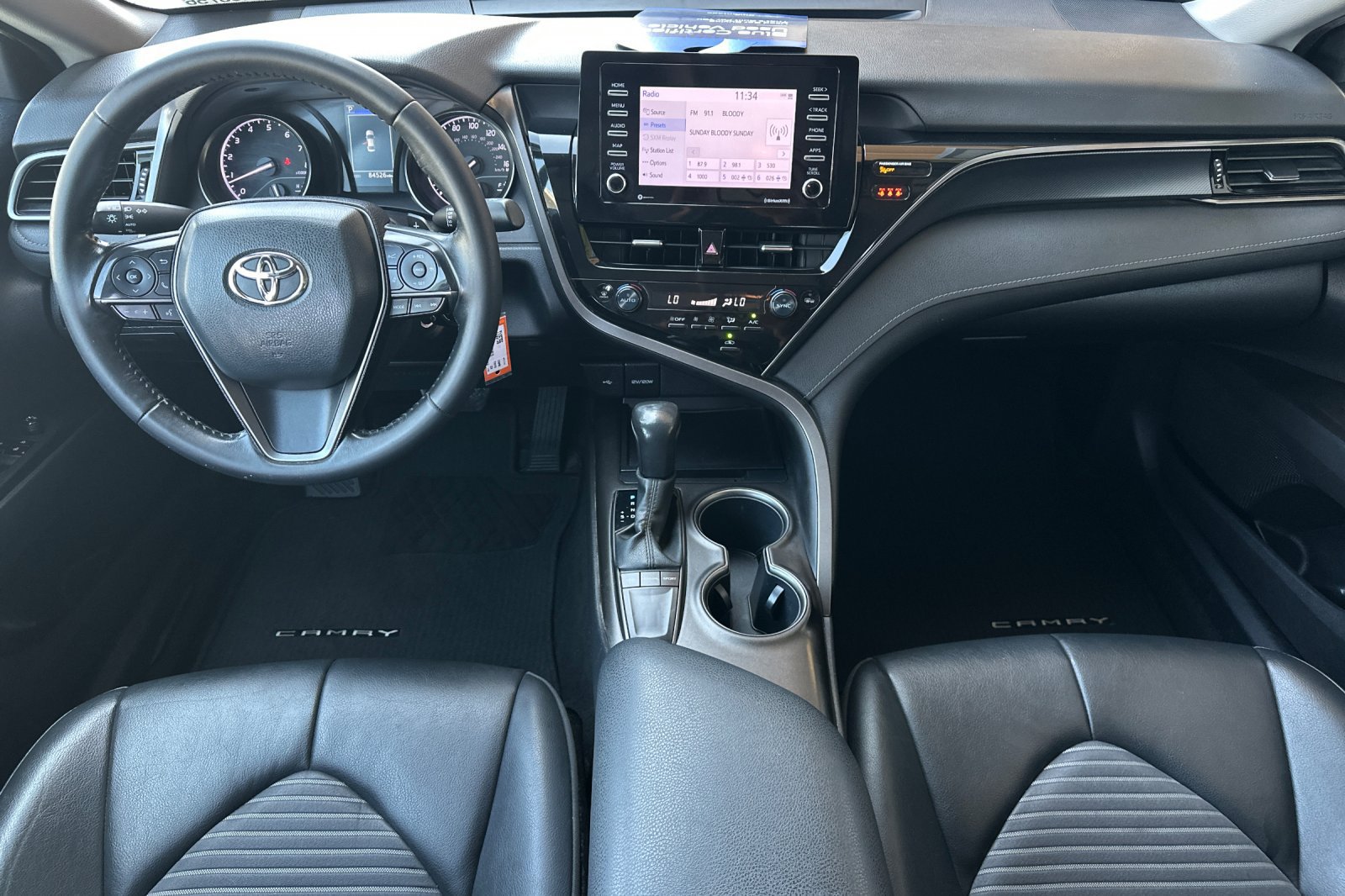 Used 2022 Toyota Camry SE w/ Carpet Mat Package (TMS) FWD image 12