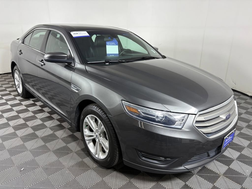 Certified 2019 Ford Taurus SEL w/ Equipment Group 201A image 7