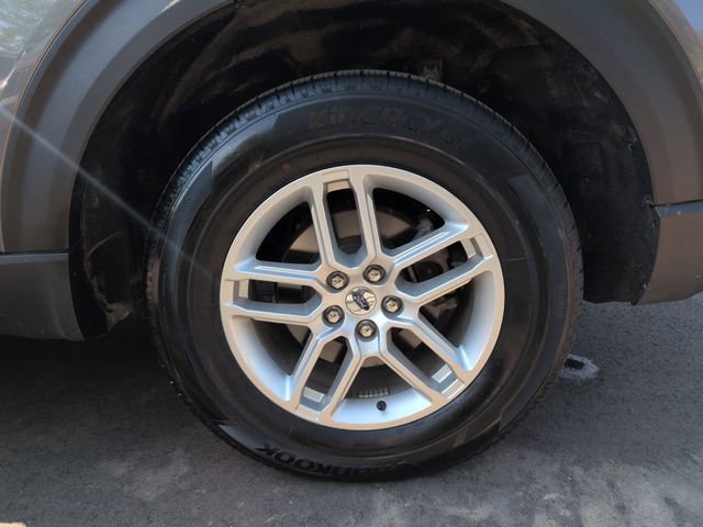 Certified 2025 Ford Explorer Active AWD/4WD image 45