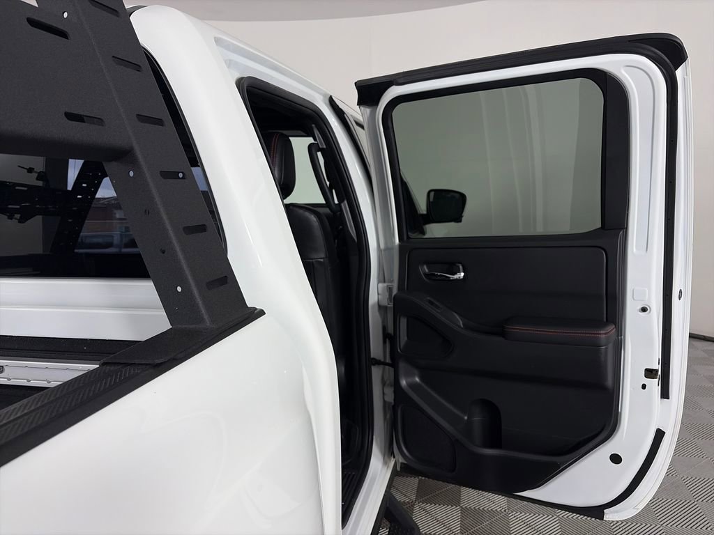 Used 2023 Nissan Frontier PRO-4X w/ Pro-4X Premium Package AWD/4WD image 29