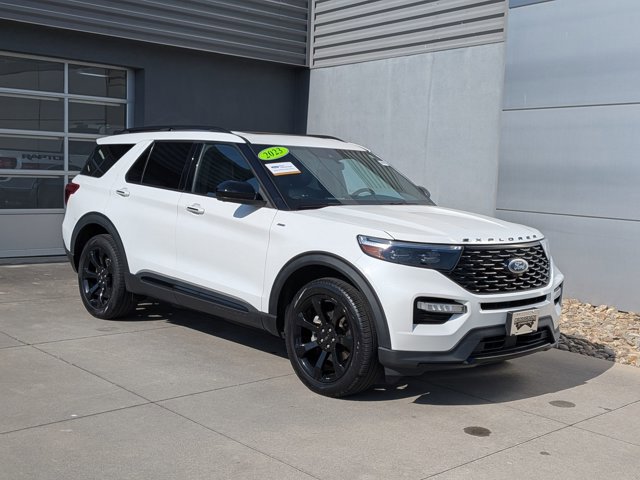 Certified 2023 Ford Explorer ST-Line w/ Class IV Trailer Tow Package AWD/4WD image 2