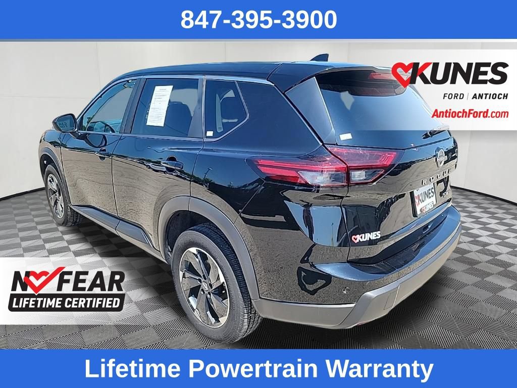 Used 2024 Nissan Rogue SV AWD/4WD image 6