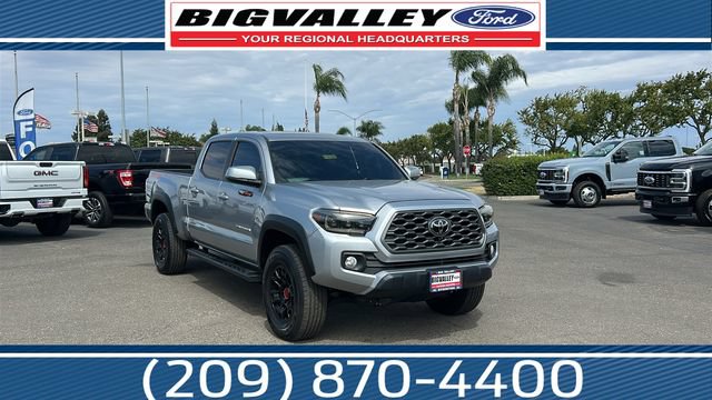 Used 2023 Toyota Tacoma TRD Off-Road w/ TRD Premium Off Road Package AWD/4WD image 1