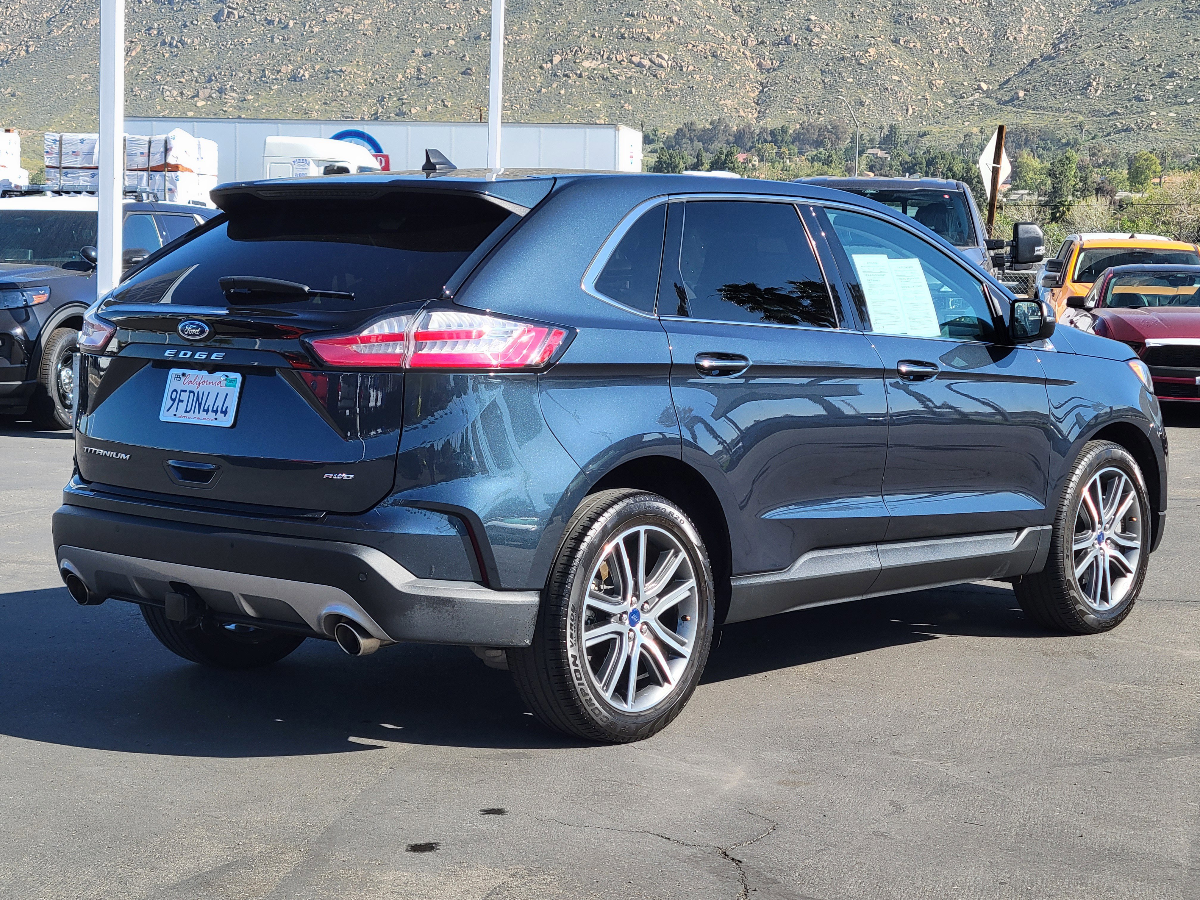 Certified 2022 Ford Edge Titanium w/ Class II Trailer Tow Package image 2