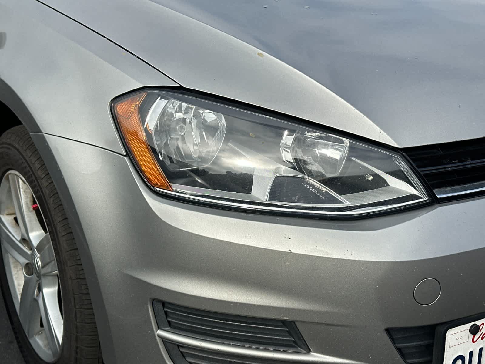 Used 2017 Volkswagen Golf Wolfsburg Edition FWD image 7