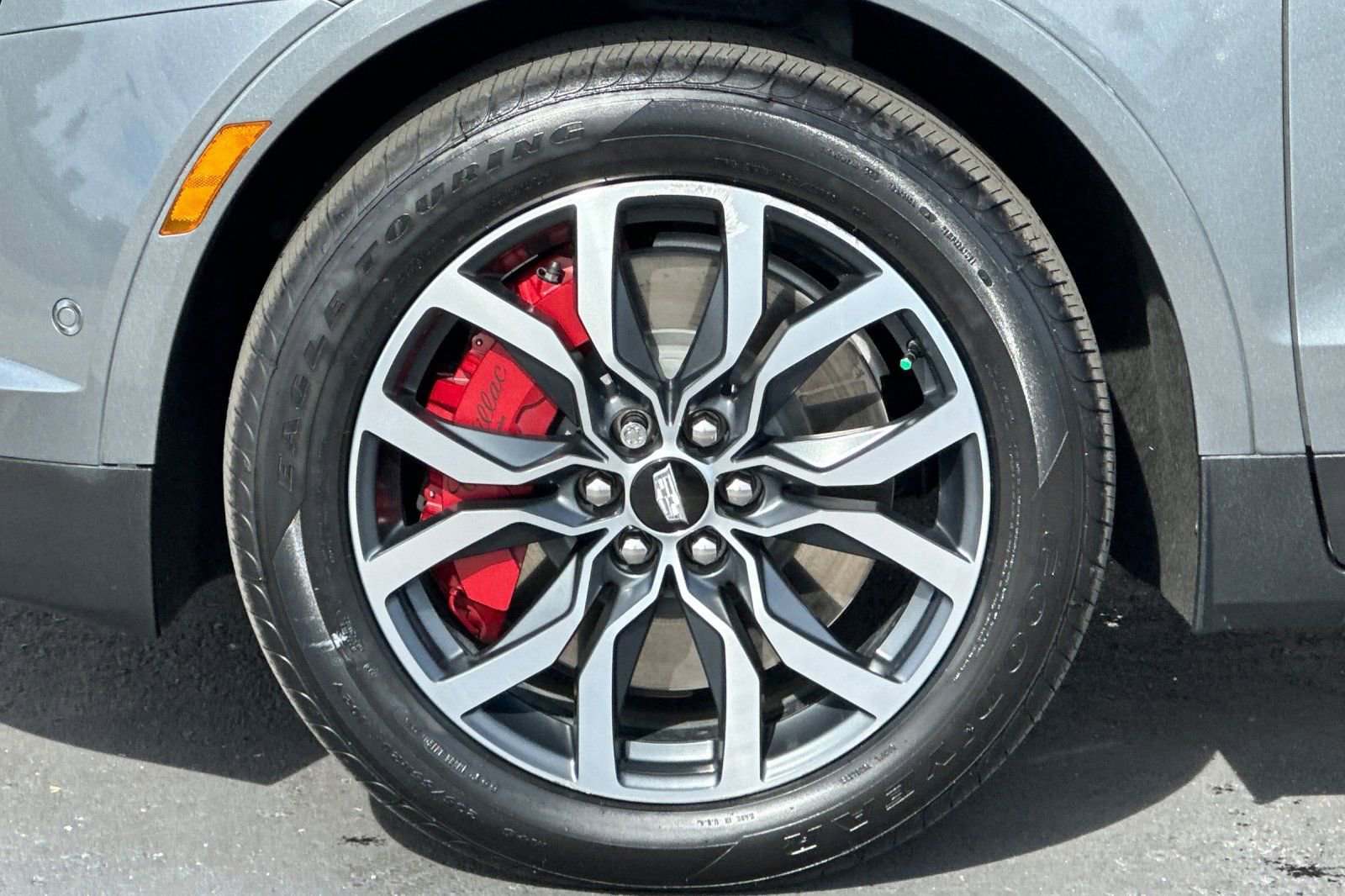 Used 2022 Cadillac XT5 Sportv w/ LPO, ONYX Package AWD/4WD image 26