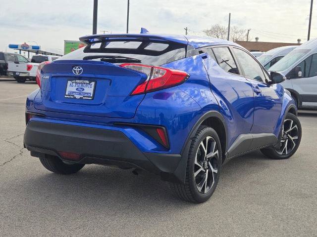 Used 2018 Toyota C-HR XLE image 2