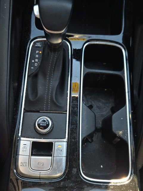 Used 2023 Kia Telluride EX w/ EX Captain's Chair Package image 38