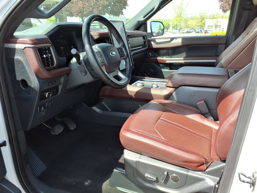 Certified 2023 Ford Expedition Limited AWD/4WD image 10