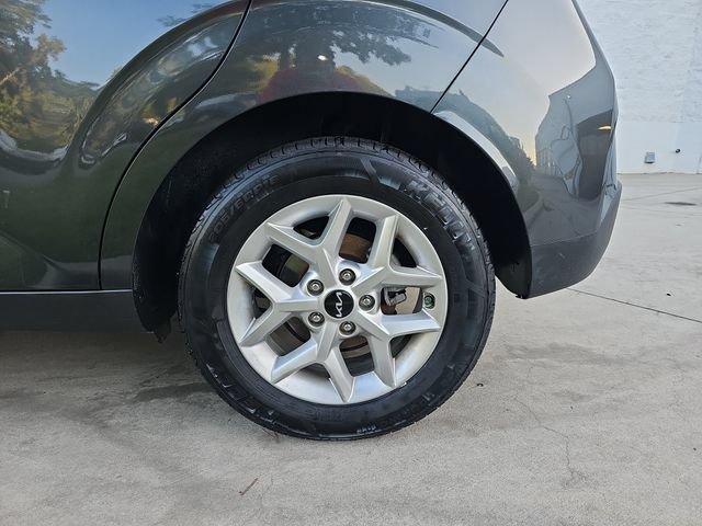 Used 2024 Kia Soul LX w/ Option Group 015 FWD image 29